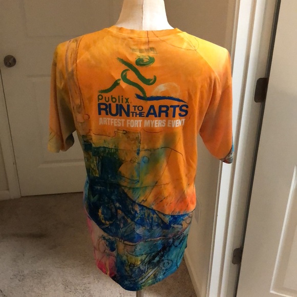 Tie dye shirt size Medium - Picture 2 of 9